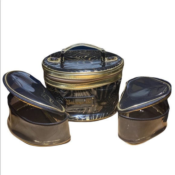 Betsey Johnson Handbags - BETSEY JOHNSON 3 piece vinyl cosmetic storage